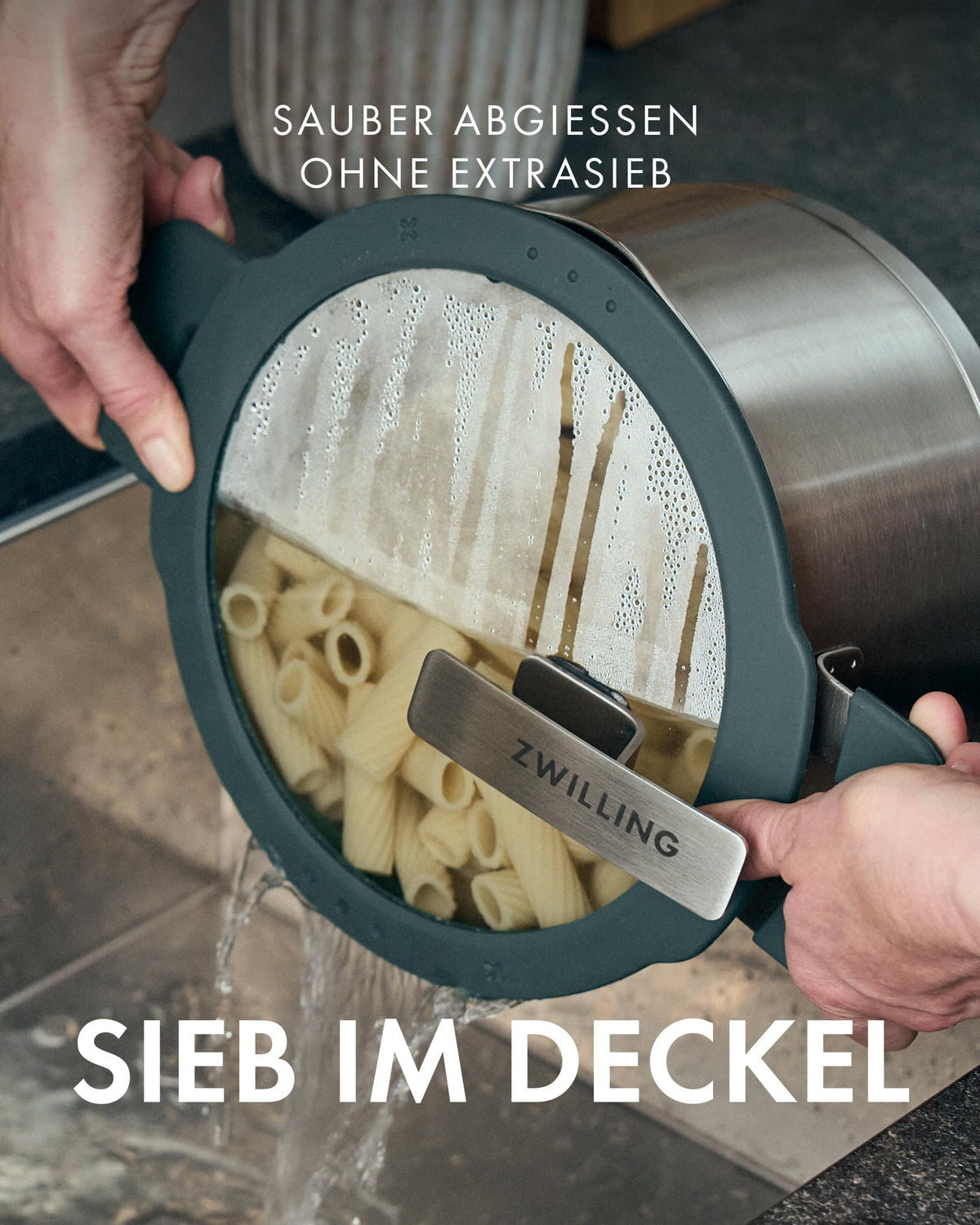 Simplify Kochtopf Set 5 teilig Integriertes Sieb Abgießfunktion Induktion Stay Cool Griffe Edelstahl Grau