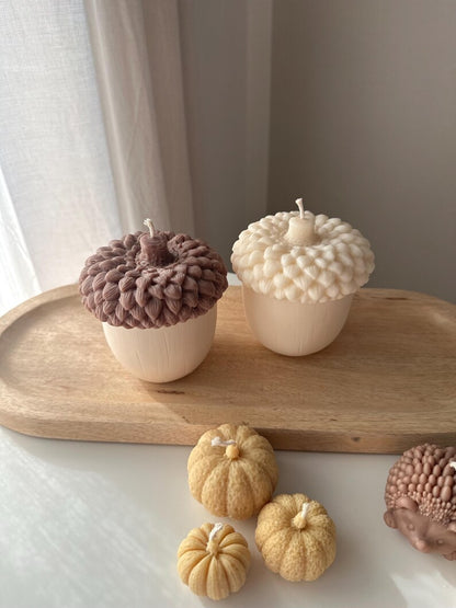 Rapswachskerze Eichelform Herbstdeko 10,5cm 9cm 410g