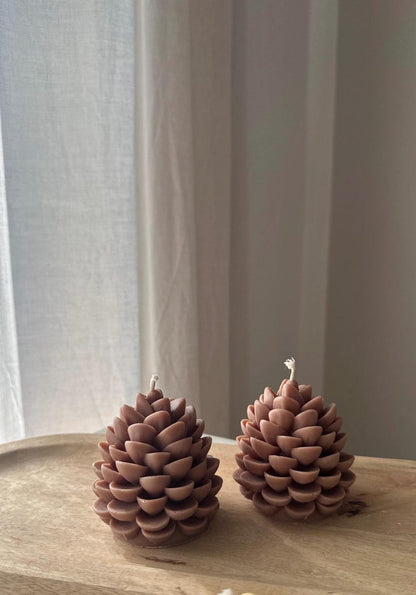 Tannenzapfen Kerze aus Rapswachs, 8cm Höhe, Herbst Winter Deko