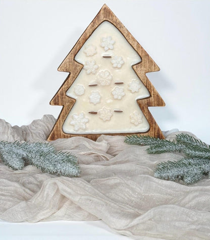 Weihnachtsbaum-Holzschale mit Schneeflocken oder Weihnachtsstern, Sojakerze, 100% natürliches Sojawachs, Holzdochte, 26 cm x 19 cm