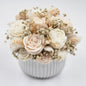 Kerzen-Blumenstrauß mit Duft und Trockenblumen in handgegossener Keraflott-Schale Creme/Weiß