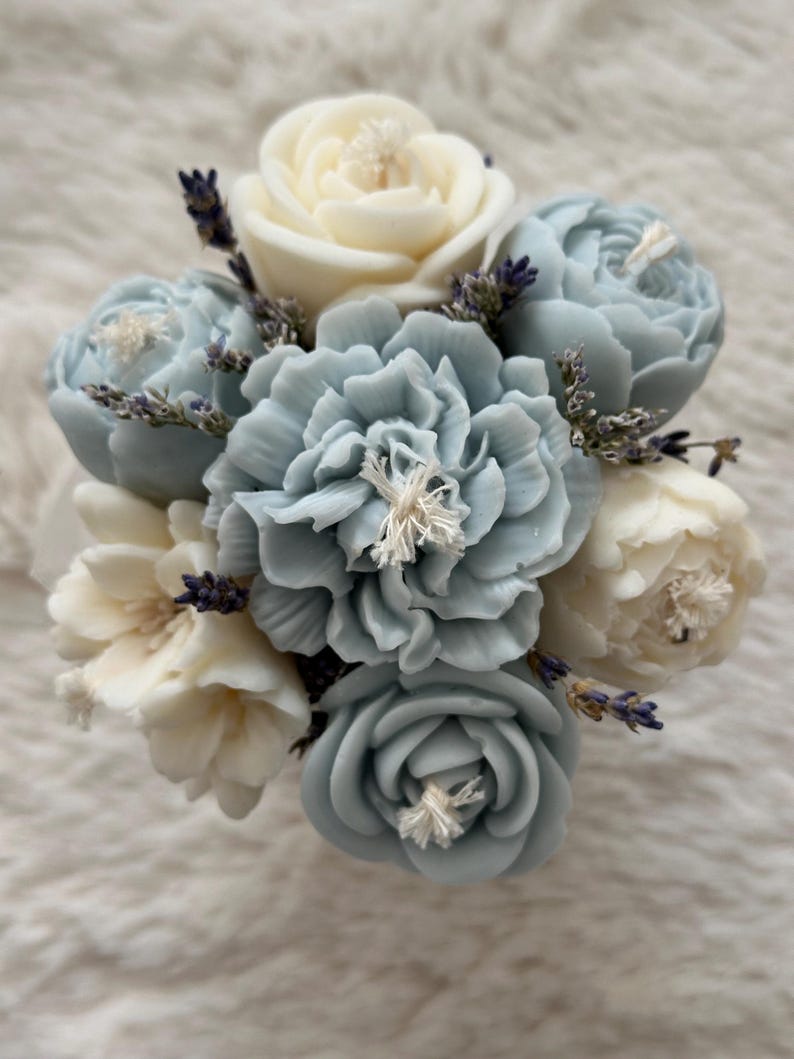 Blumenstrauß aus Kerzen mit Trockenblumen, Geschenk, 12x13 cm, Raps-Wachs