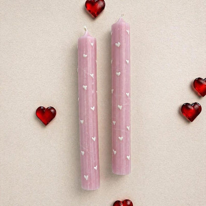 2er-Set rosa handbemalte Herz-Stabkerzen, romantische Tischdekoration