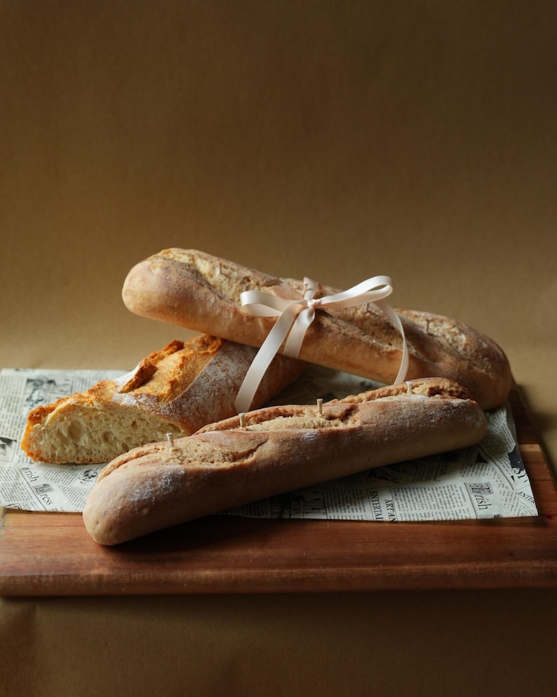 Baguette Candle Realistic Bread Loaf Unscented 400g Decorative