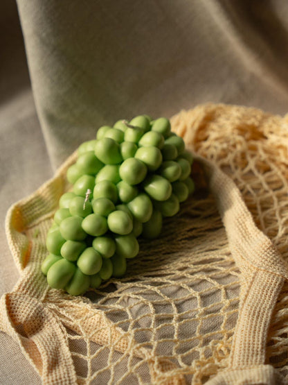 Grüne Traubenkerze aus Sojawachs, Handgefertigte Fruchtkerze, Tischdeko 335g 7x18cm