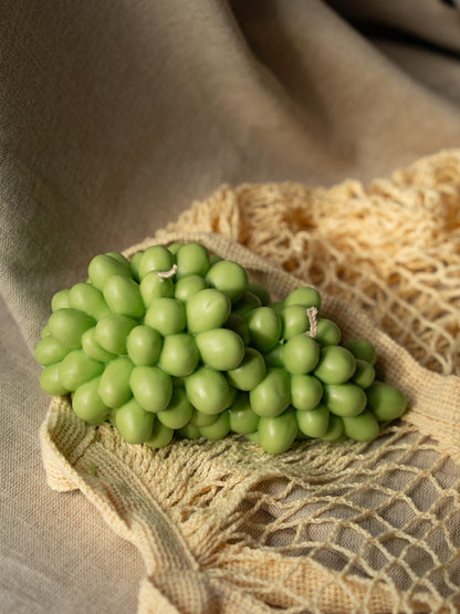Grüne Traubenkerze aus Sojawachs, Handgefertigte Fruchtkerze, Tischdeko 335g 7x18cm